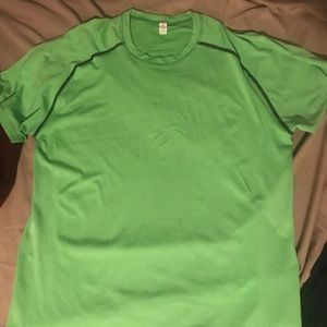 Lululemon metal vent shirt